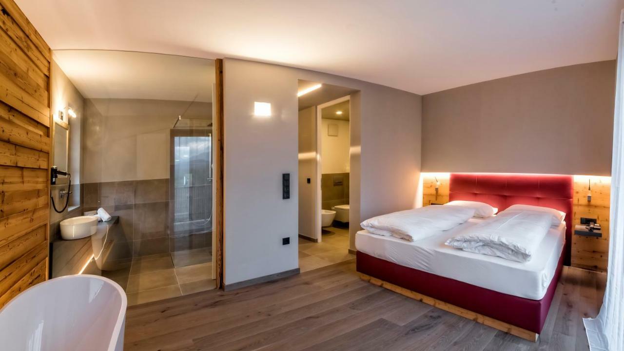 Hotel Weingut Klosterhof Калдаро Екстериор снимка